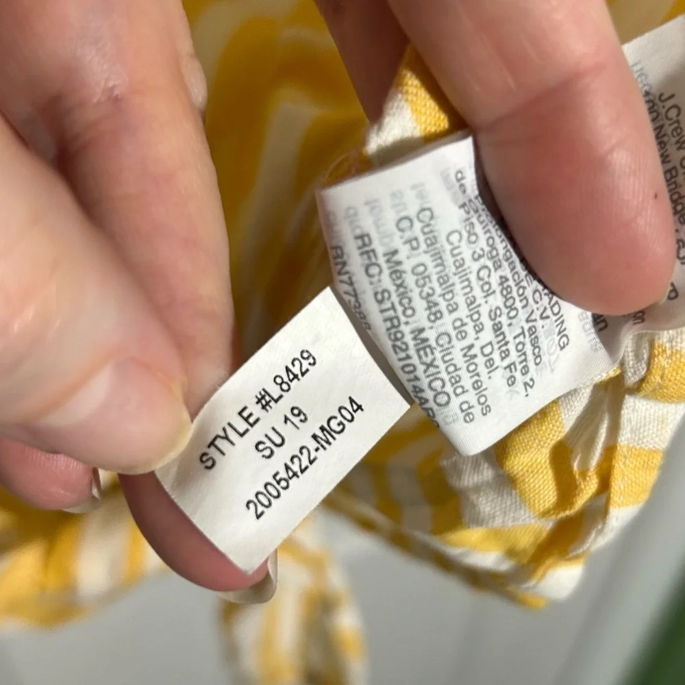 Madewell Agency Tie-Front Button Top in Pompano Stripe. Size Large Yellow White - Picture 8 of 9